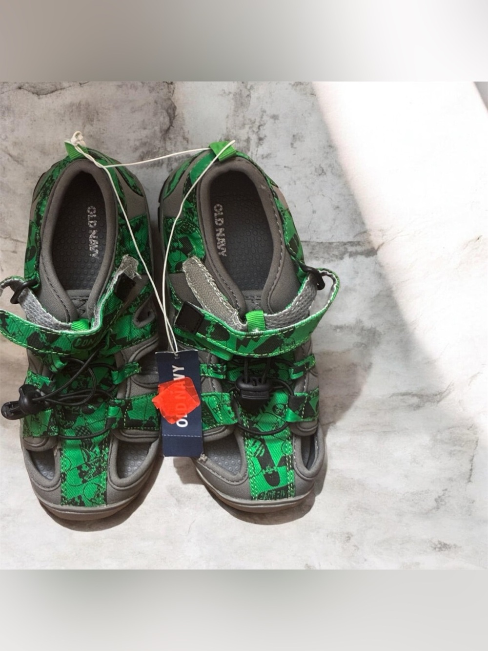 Old Navy Green Camo Kids' Active Sandals